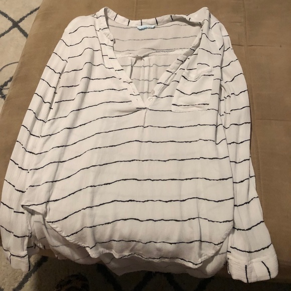 Francesca's Collections Tops - Jun and ivy black and white striped beach shirt